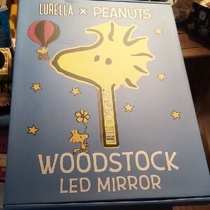 LED Mirror - Yellow